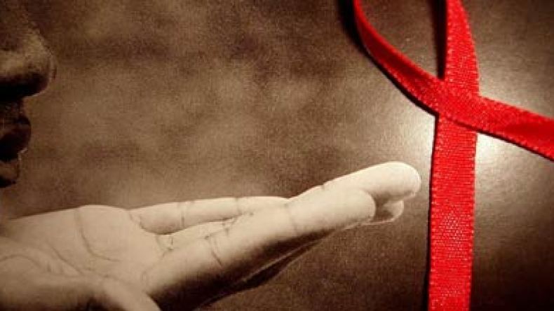 ستون  ألف شخص بين مصاب وحامل لفيروس السيدا