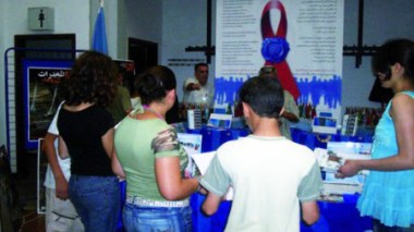 Un atelier national sur la prévention du VIH/SIDA mère-enfant mardi à Alger