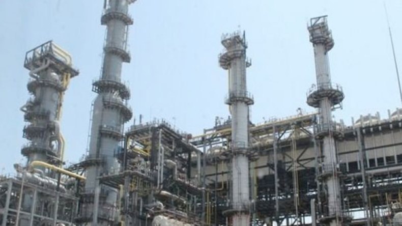 إنهاء مهام رئيس مشروع تجديد مصفاة النفط بسيدي رزين