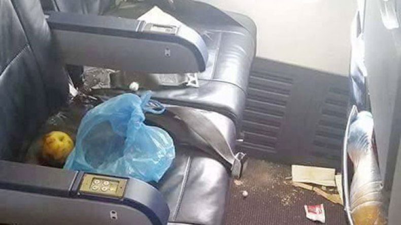 مسافرون يتحرَشون بالمضيفات ومخمورون يهدَدون بتفجير الطائرة؟!