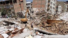 تقديرات بسقوط ألف قتيل في زلزال تركيا