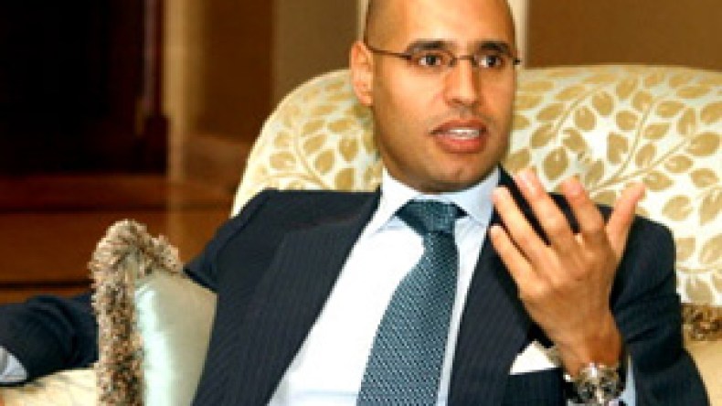 سيف الإسلام القذافي: “نحن في بلدنا ومع شعبنا ولسنا خائفين