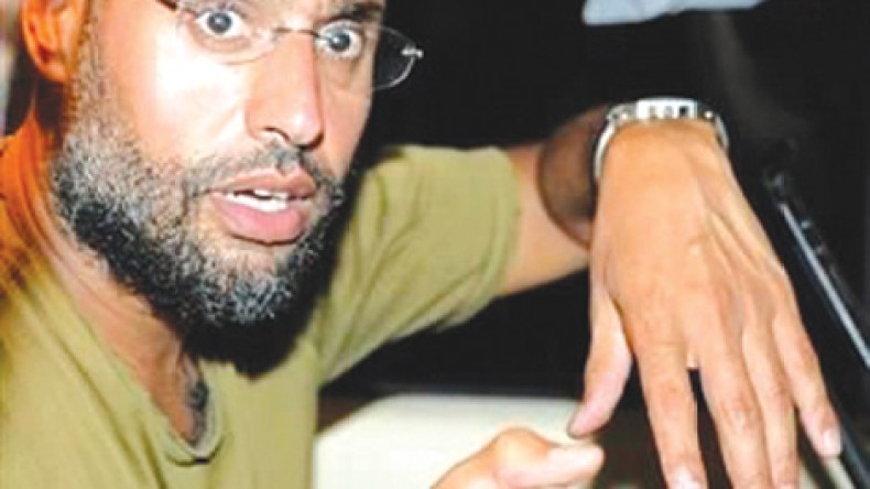 ثوار الزنتان يهددون بإطلاق سراح سيف الإسلام القذافي