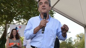 تعرية العاهة الفكرية للإستعمار