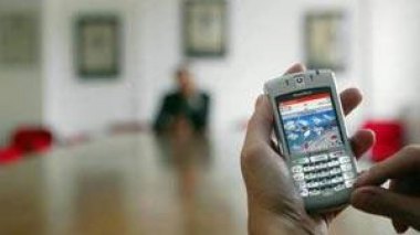 Algeria: 200 SIM cards enough for spying network