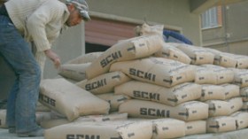 4 مصانع جديدة بكلفة مليار دولار للقضاء  على أزمة الإسمنت