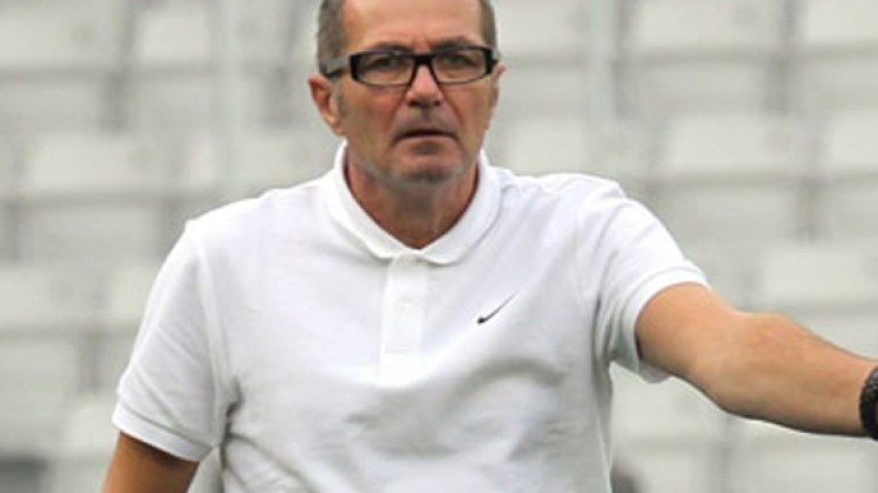 كثرة الإصابات تورط سيموندي و”السنافر” بنصف التعداد أمام “ميموزا”