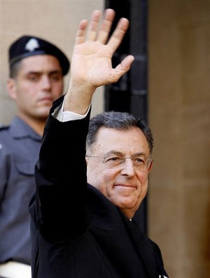 Liban: Fouad Siniora devrait diriger le prochain gouvernement d'union