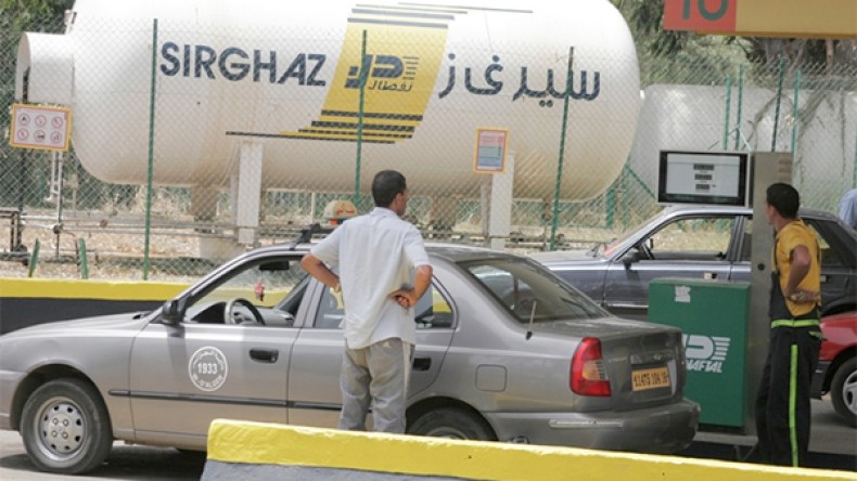الاستنجاد بوكالات التشغيل لاستدراك تأخر تركيب سيرغاز للسيارات