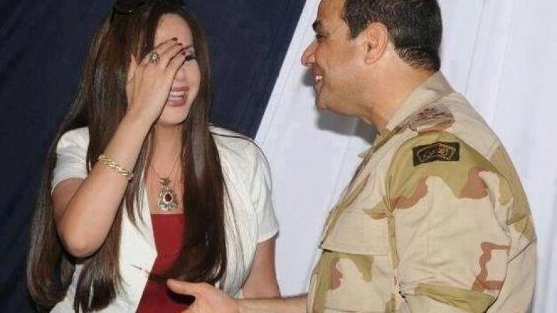 السيسي يُعيد الفنانات المحجّبات إلى عالم الفن والأضواء