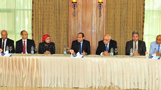تضارب الأنباء حول “تصريحات” السيسي عن اجتياح الجزائر