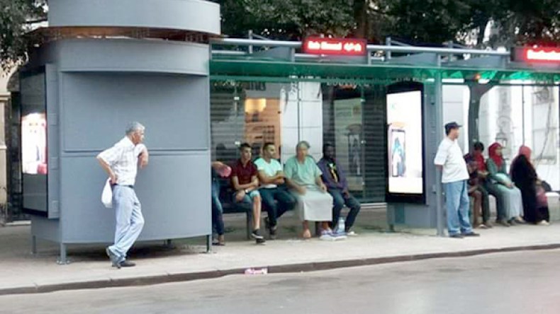 سطيف تستفيد من أول موقف للحافلات مجهز بالإنترنت