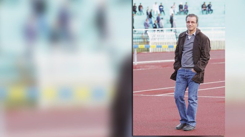 قيطاري مهدد بالسجن والأنصار يصرون على رحيله