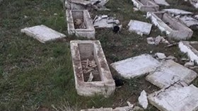 مجهولون يحطمون قبور الشهداء بمقبرة واد زقار بسكيكدة