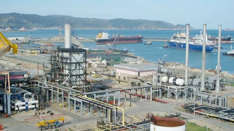 توقف الإنتاج بمركب تمييع الغاز بسوناطراك سكيكدة منذ أربعة أيام