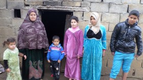 مأساة عائلة فقيرة تتدفأ على الحطب بسكيكدة