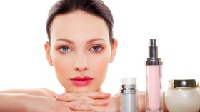 هكذا تحافظين على بشرتك مع تغير الفصول