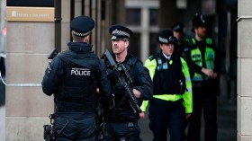 شرطة “أسكتلند يارد” تتعقب مخطَطَين إرهابيين