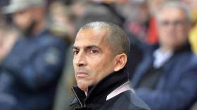 إقالة مدرب بن سبعيني وزفان