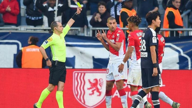 ماذا قال سليماني للحكم الذي طرده؟