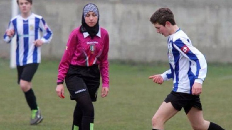 مغربية “محجّبة” حكما لمقابلات البطولة الإيطالية!؟