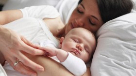 حليب الأم ..طبيب لرضيعك المبتسر