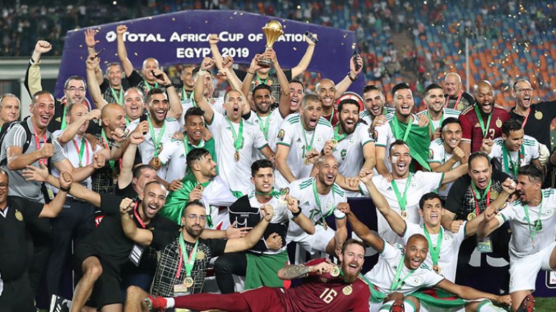 الأفناك يستحقون أن يكونوا أبطال إفريقيا وأسيادها