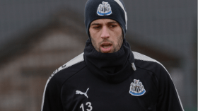 سليماني: أرغب في تمثيل ألوان نيوكاسل أطول مدّة ممكنة