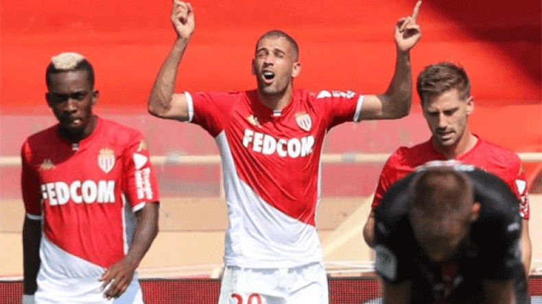 “فرانس فوتبول” تشيد بسليماني وتؤكد “تهديده” لفالكاو