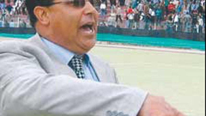 سليماني يقدم إستقالته من تدريب جمعية الشلف