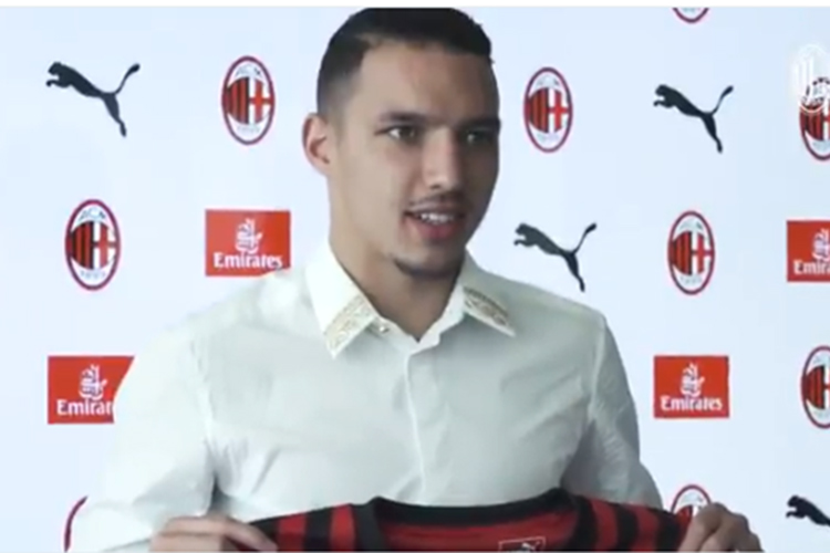 Bennacer évoluera officiellement sous le maillot de Milan AC