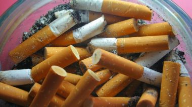 Algerians consume 26 billion cigarettes annually