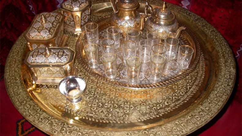 السينية النحاسية تعود إلى سهرات الجزائريين