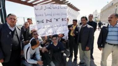 Éducation: le SNTE menace d’une grève historique