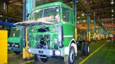 La SNVI achète pour 4 millions d’euros par an de pièces détachées auprès des sous-traitants