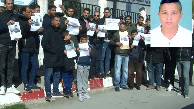 وقفة تضامنية مع عائلة التلميذ “رسيم” المختفي منذ 20 يوما بقسنطينة