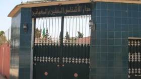 ذئب‭ ‬يفترس‭ ‬عجوزا‭ ‬في‭ ‬دار‭ ‬المسنين‭ ‬بوهران‭ ‬بعدما‭ ‬أمرها‭ ‬المدير‭ ‬بتنظيف‭ ‬قفصه‭ ‬وأغلق‭ ‬عليها‭ ‬بابه‭!‬