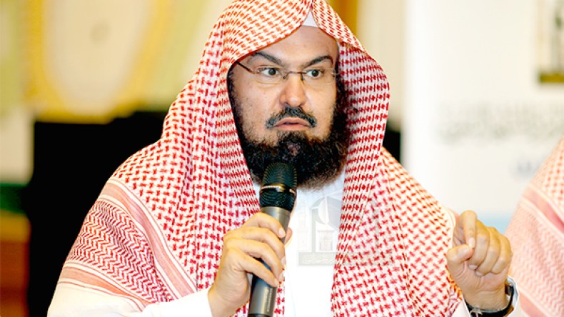 “على القادة والعلماء ألا يكونوا سببا في فرقة المسلمين”