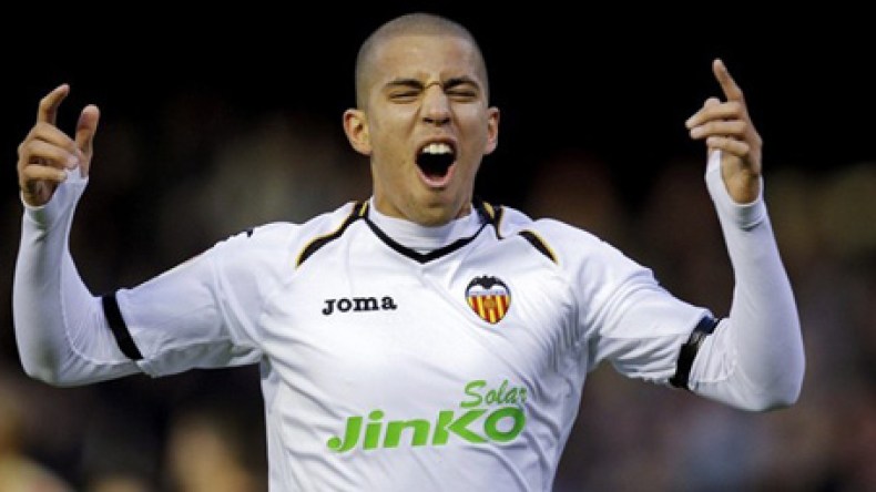 فيغولي يضمن مع فالونسيا المشاركة في رابطة الأبطال