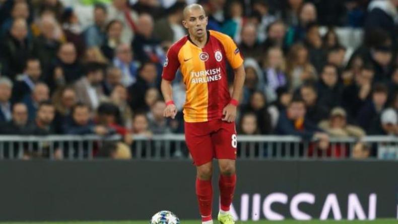 الفيفا يجبر غالاطا سراي على دفع مستحقات فيغولي وتعويضه عن الضرر