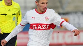 اللاعب الجزائري بن يمينة ينجو من إصابة خطيرة