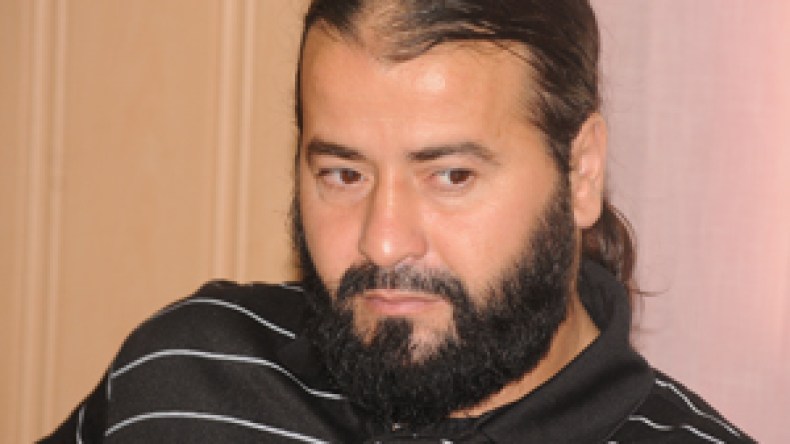 “مافيا روسية اختطفتني وباعتني بـ 300 ألف دولار بدعوى أنني خطر على أمريكا”