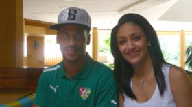 الجزائرية منيرة زوجة اللاعب الطوغولي روماو تصنع الحدث في روستنبورغ
