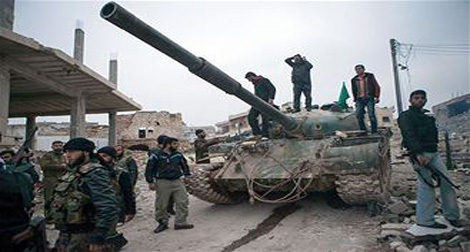 Syrie: des dizaines de soldats et rebelles tués à Raqa