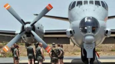 La France envoie 80 militaires pour tenter de retrouver les otages