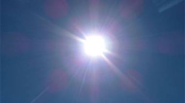 Un temps caniculaire s’abat sur l’Algérie : la capitale et les villes de centre respirent difficilement sous 40°C