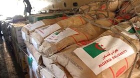 الجزائر ترسل 30 طنا من الغداء والدواء للاجئين السوريين بالأردن