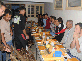Head of Algerian consumers' Federation : “Tons of bad meat and foodstuffs served at charity restaurants”