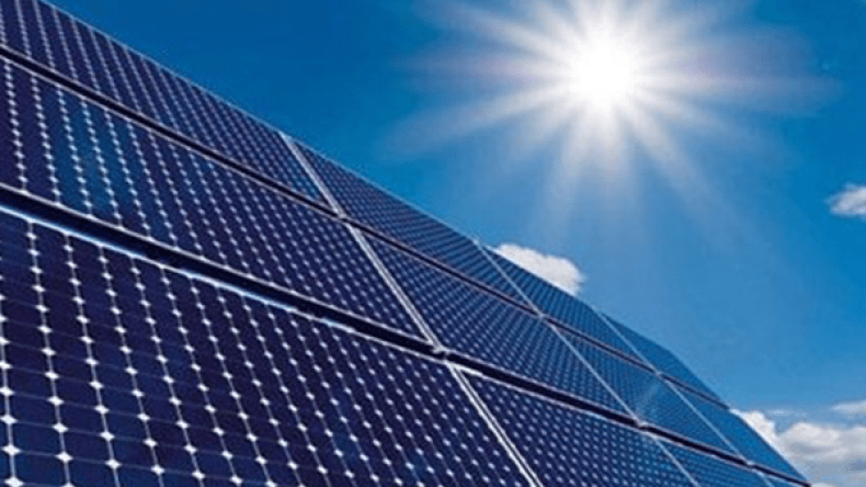 الخواص يستثمرون 2.5 مليار دولار في الطاقة الشمسية
