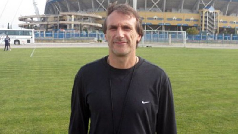 احتياطيو الحمراوة يريدون الرحيل و سوليناس مستاء